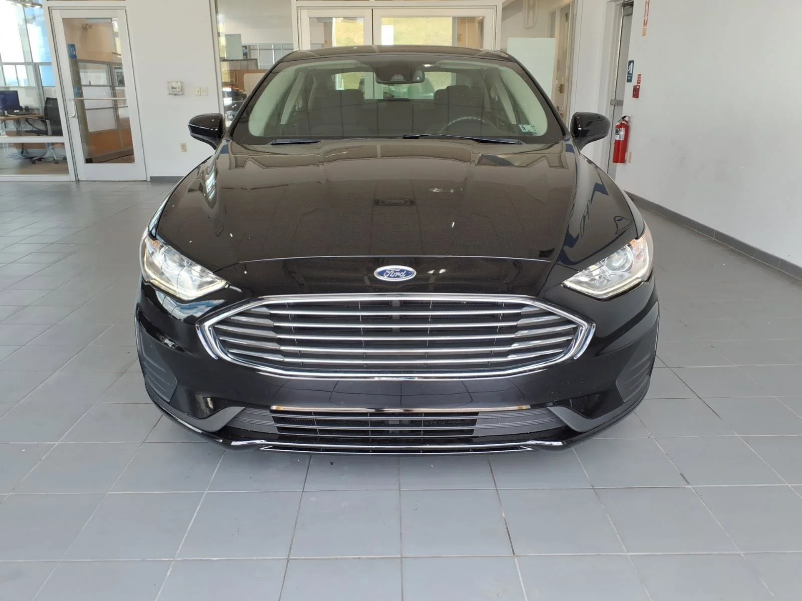 Used 2019 Ford Fusion Hybrid SE with VIN 3FA6P0LU8KR262698 for sale in Indiana, PA