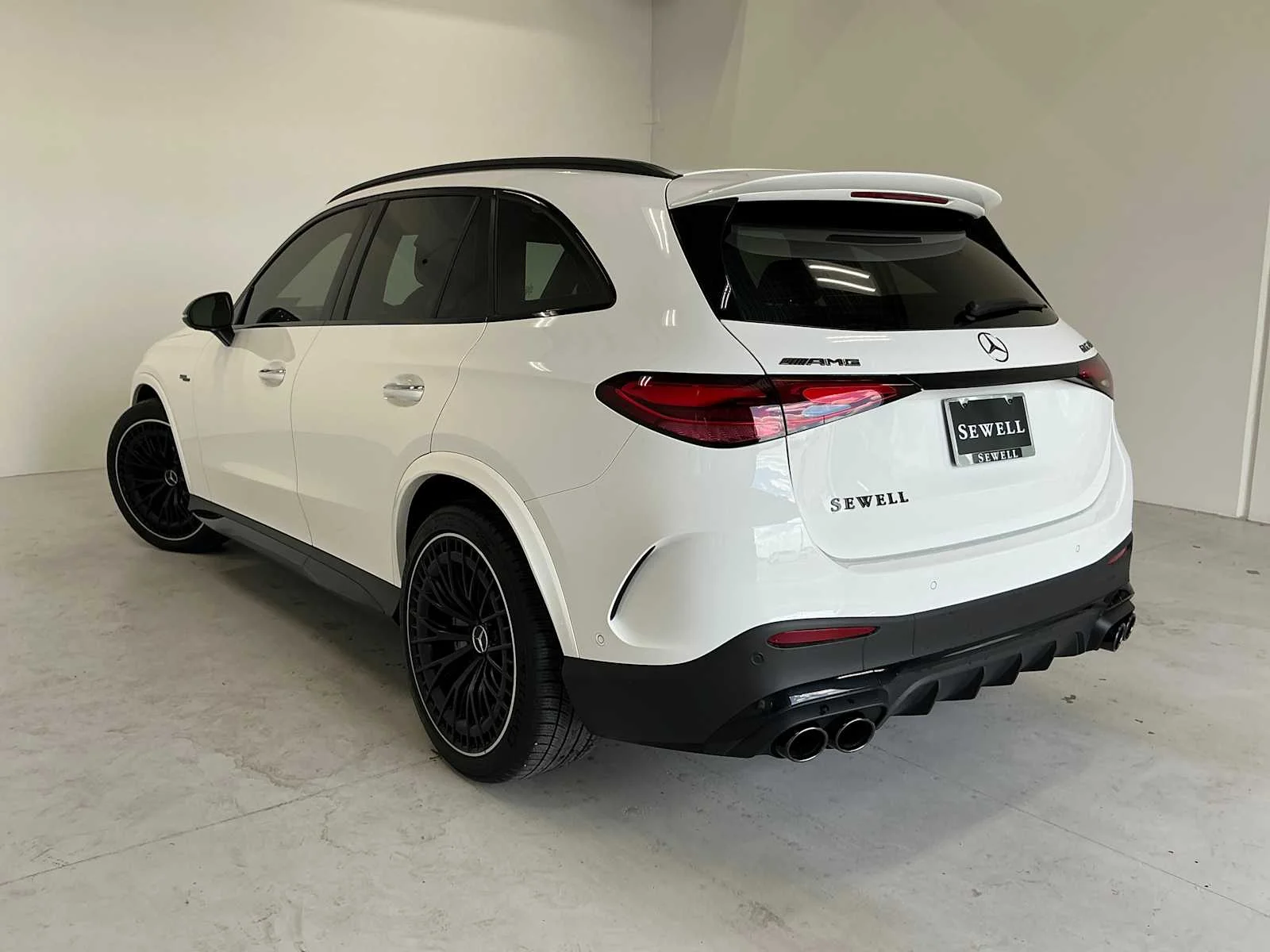 Certified Used 2025 Polar White Mercedes-Benz AMG® GLC 43 image 6