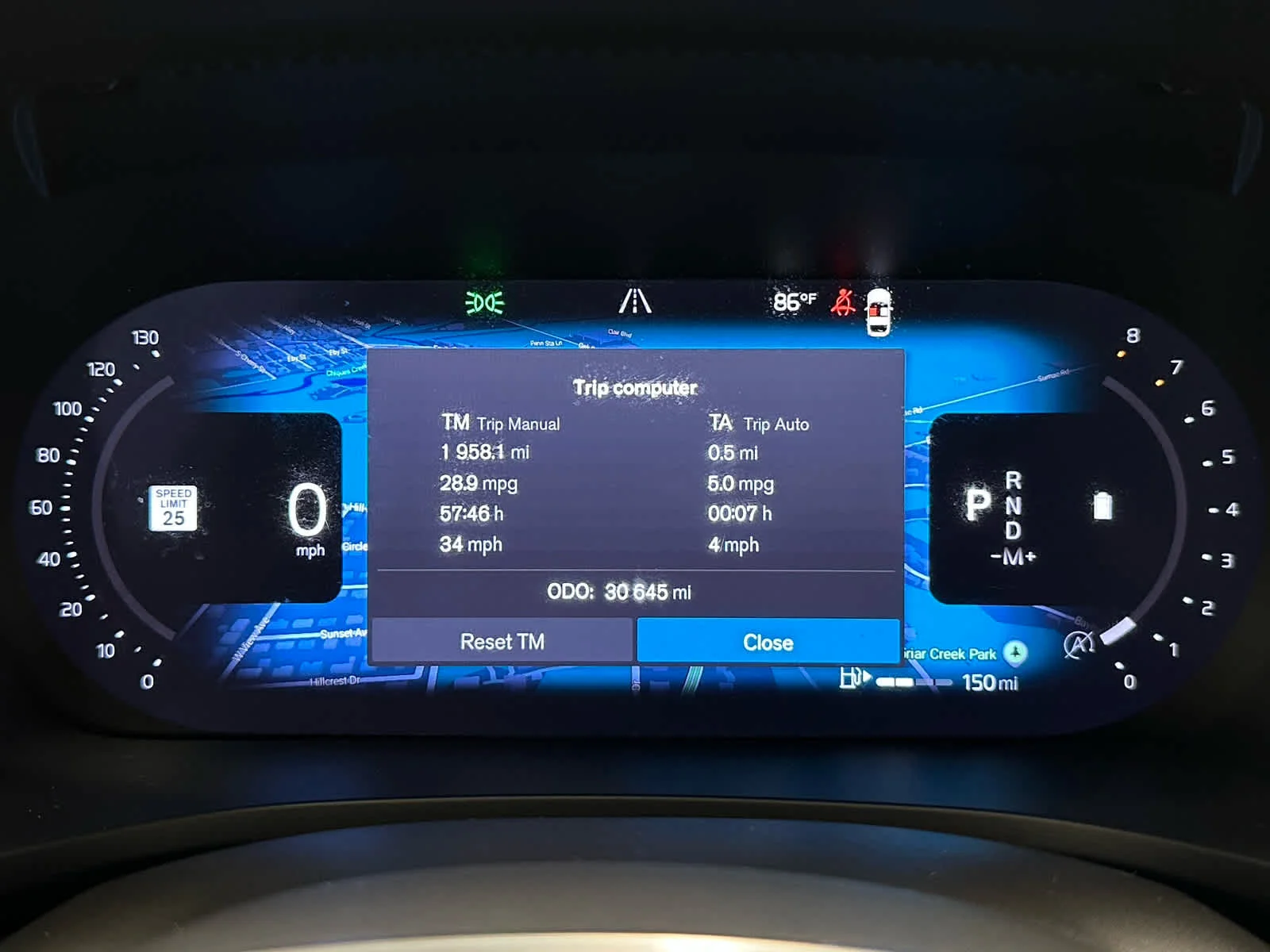 Used 2024 Vapour Grey Metallic Volvo Plus image 28