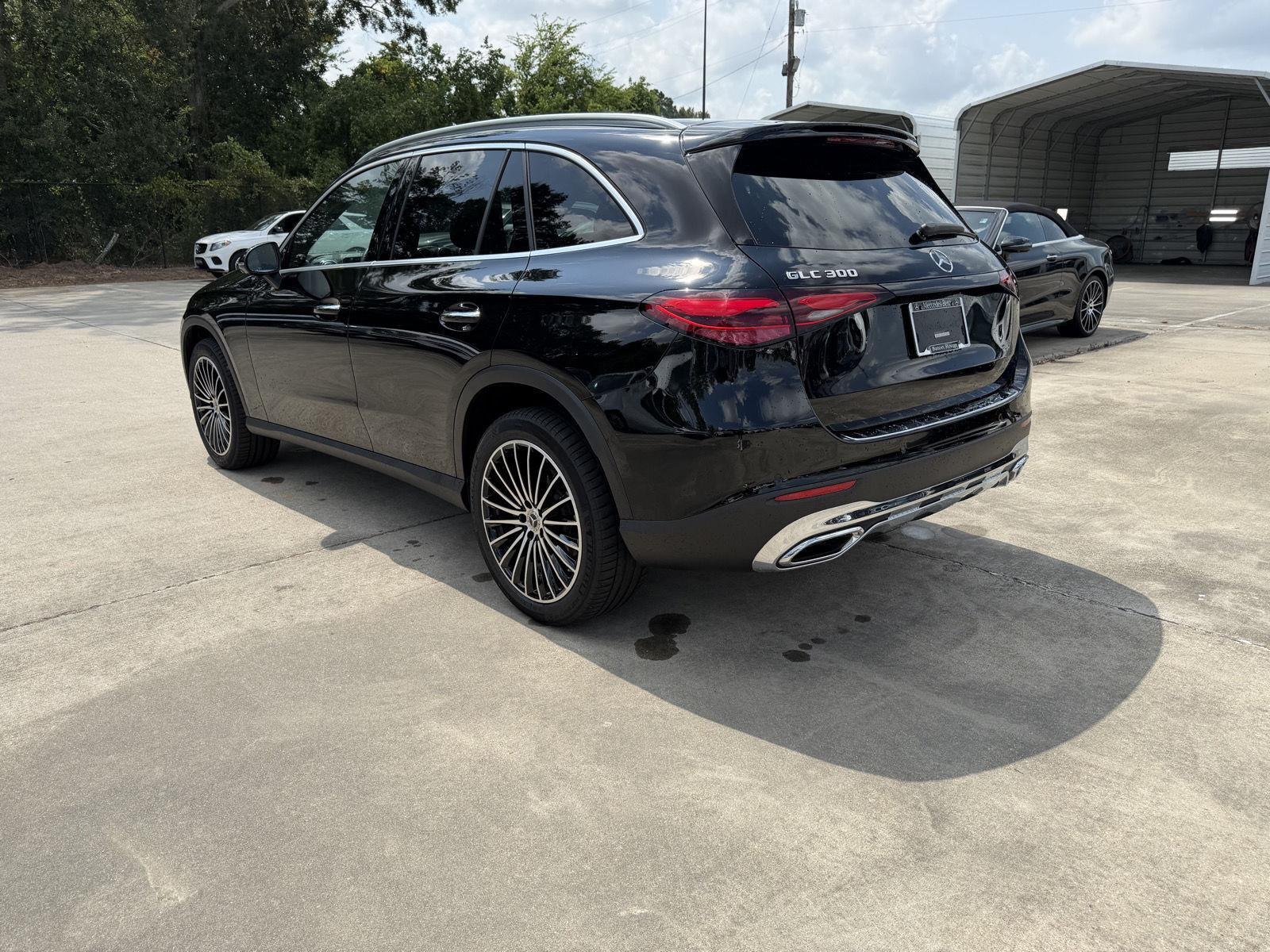 Certified Used 2026 Black Mercedes-Benz GLC 300 image 20