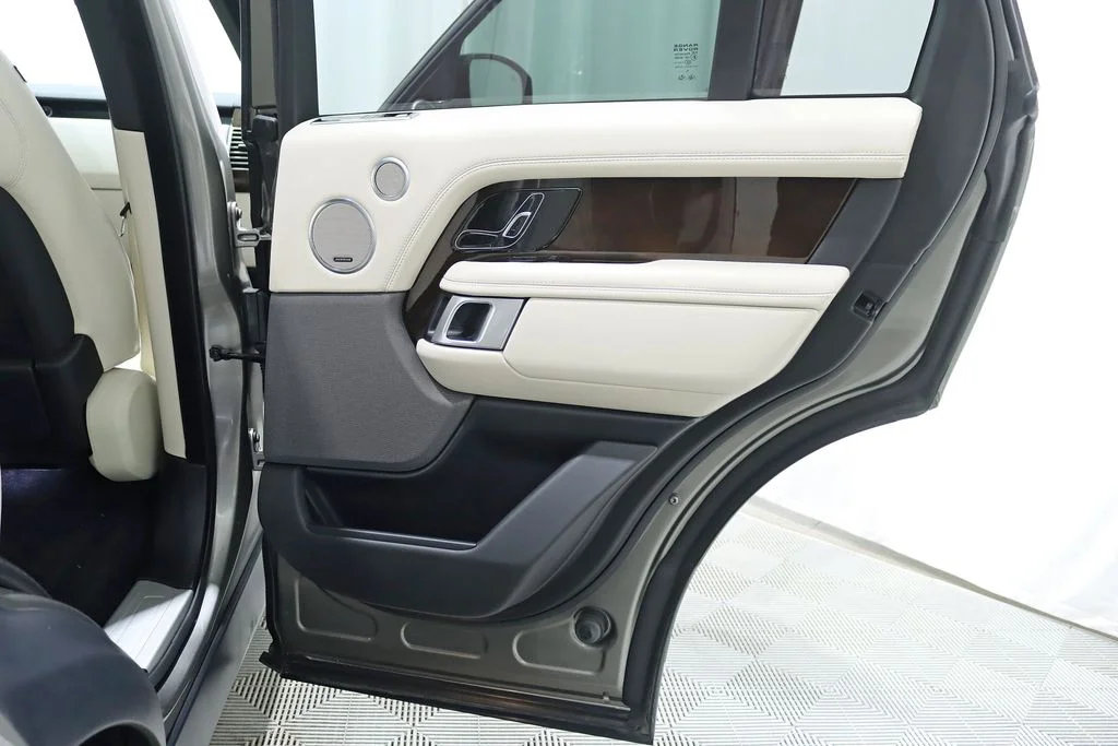Used 2021 Gray Land Rover Westminster image 39