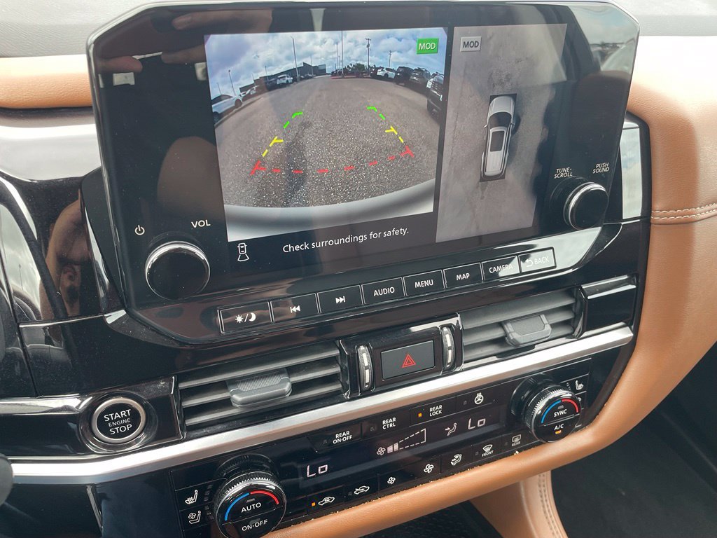 Used 2024 Gray Nissan Platinum image 15