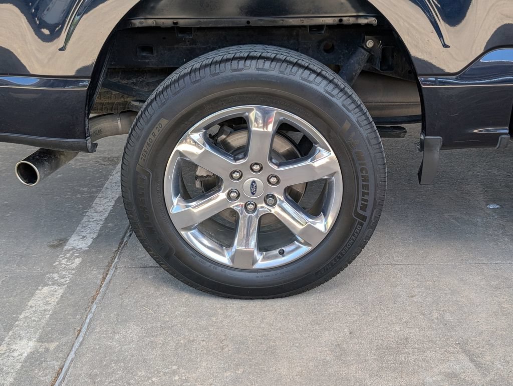 Used 2022 Blue Ford XLT image 3