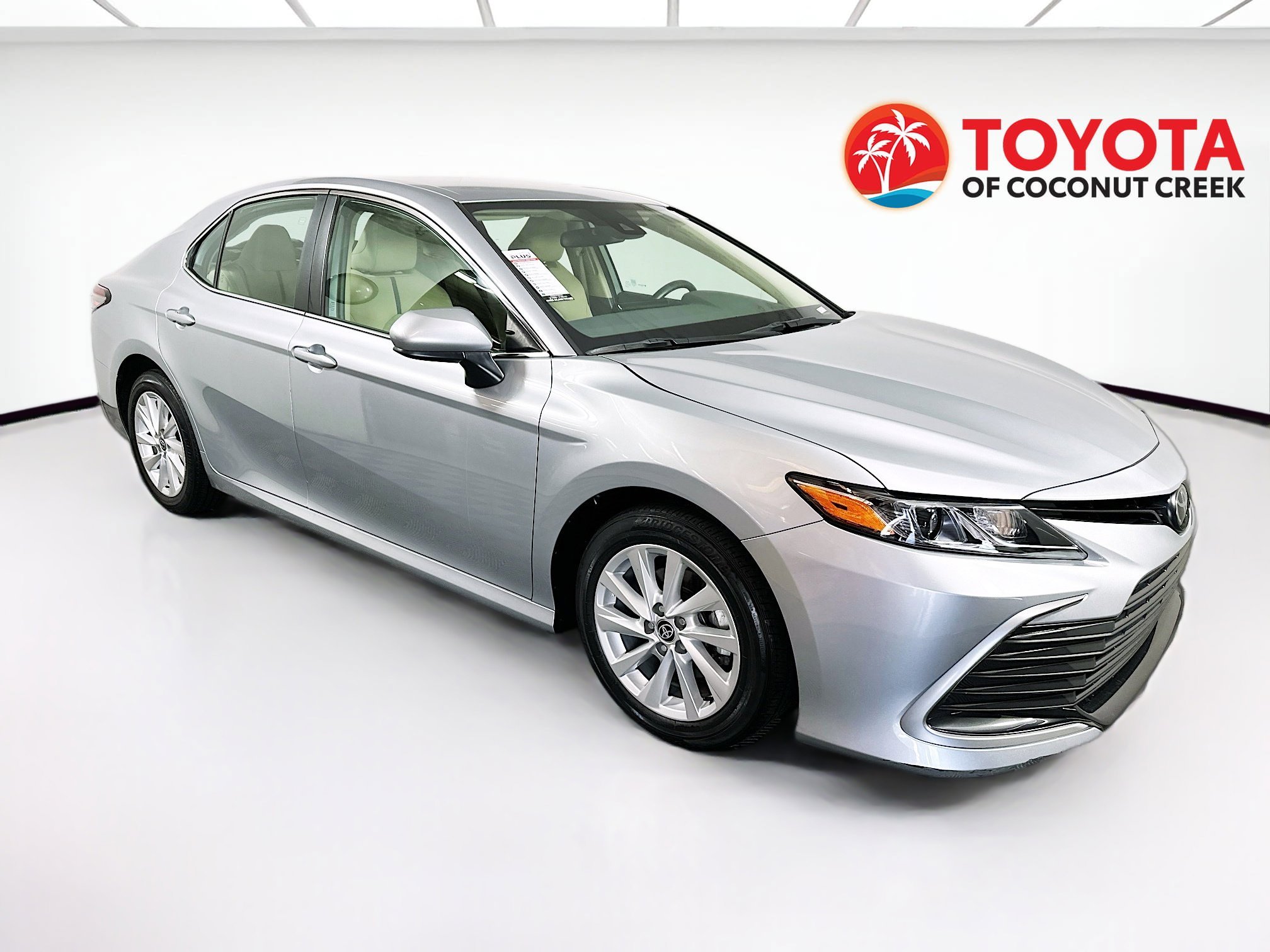 2023 Toyota Camry thumbnail 3
