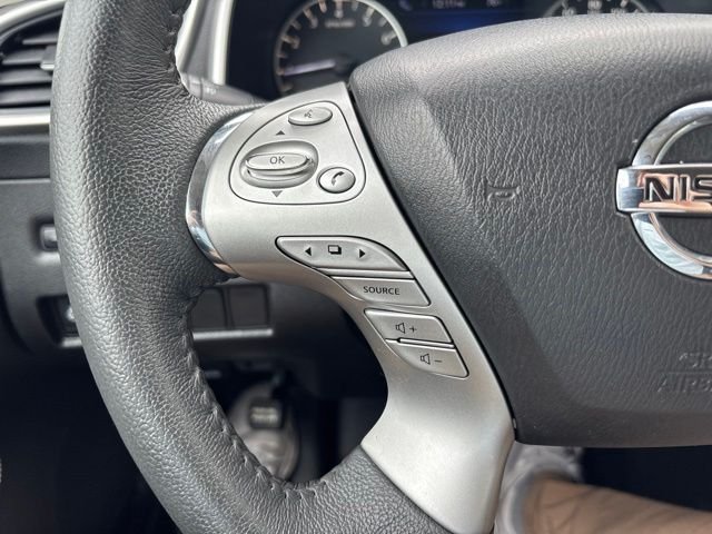 Certified Used 2017 Black Nissan SL image 19