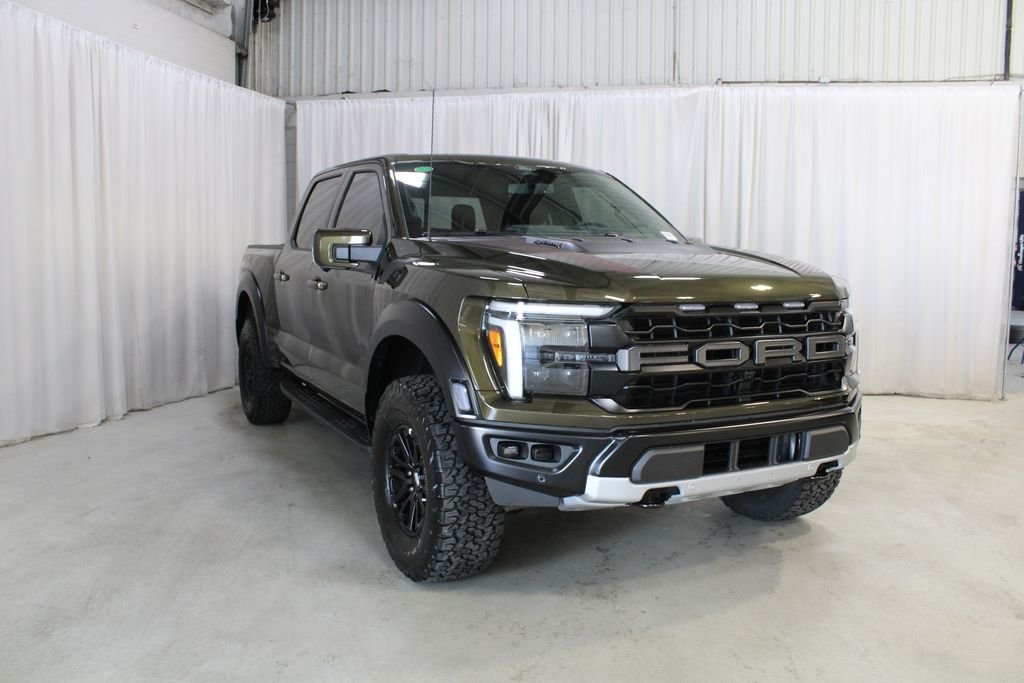 New 2026 Shelter Green Ford Raptor image 39
