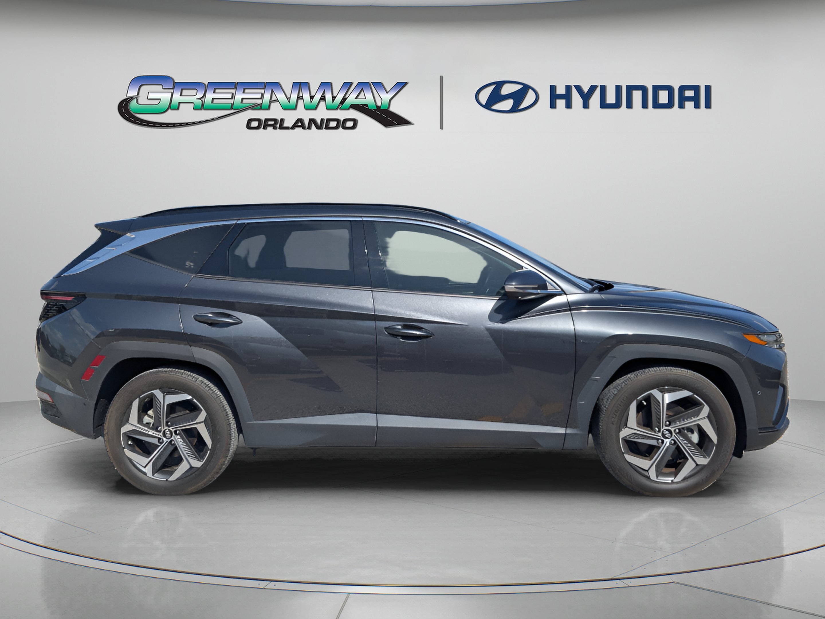 Used 2024 Dark Gray Metallic Hyundai Limited image 9