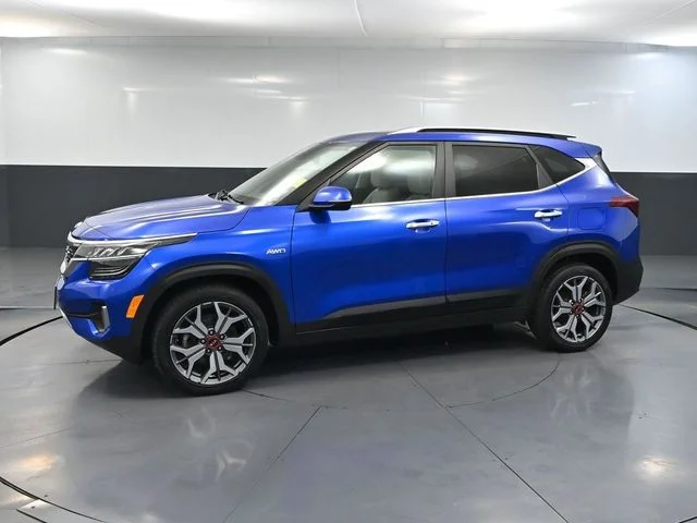 Used 2021 Blue Kia SX image 8