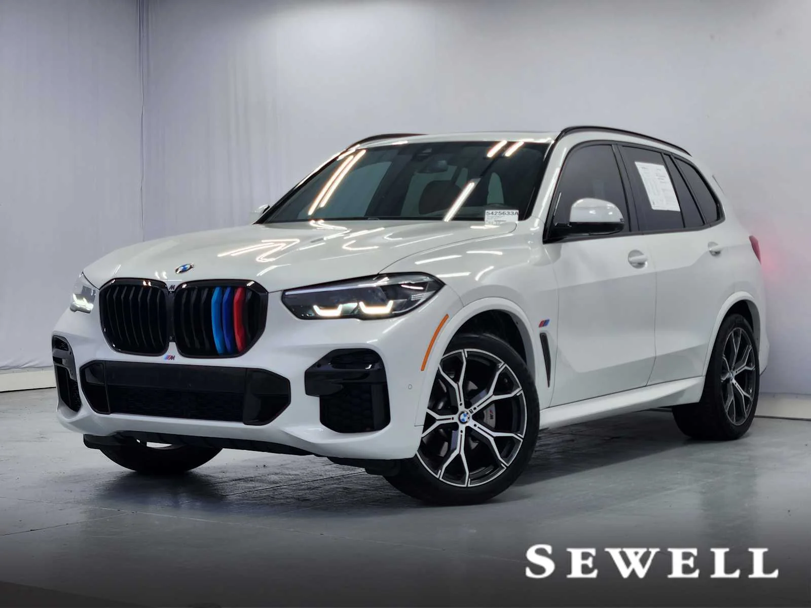 2022 BMW X5 sDrive40i's photo