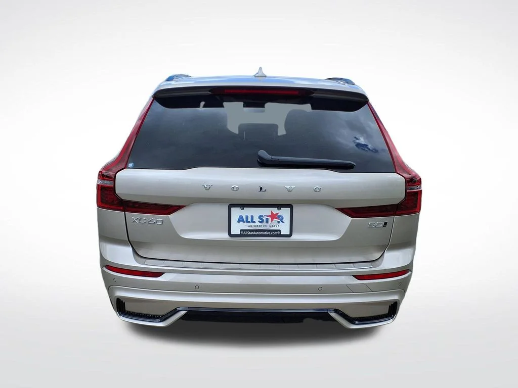 New 2026 Bright Dusk Volvo Plus image 7