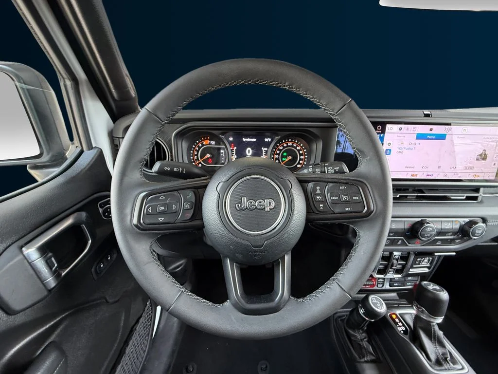 Used 2026 White Jeep Rubicon image 13