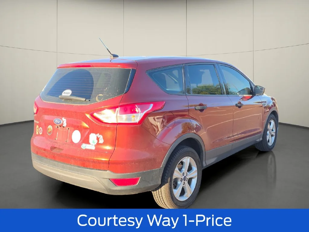 Used 2014 Orange Ford S image 10