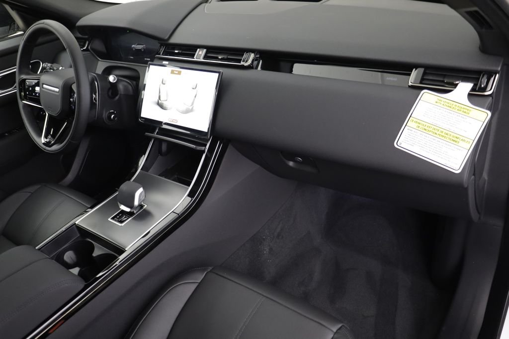 New 2026 Fuji White LAND ROVER S image 21