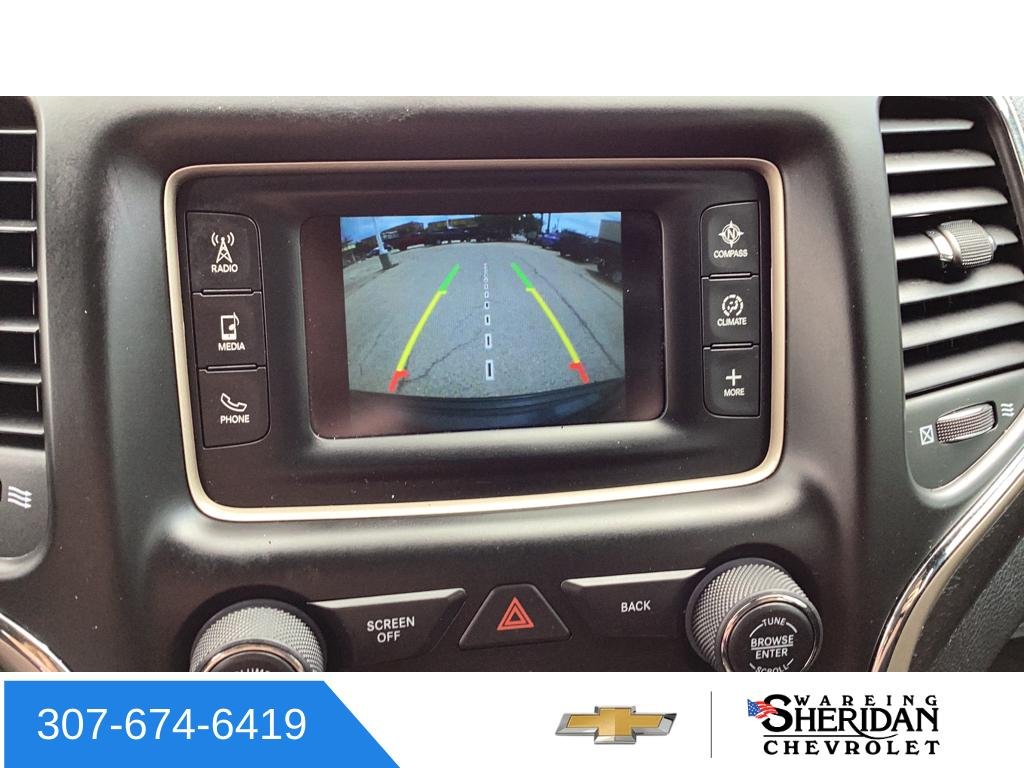Used 2017 Gray Jeep Laredo image 14