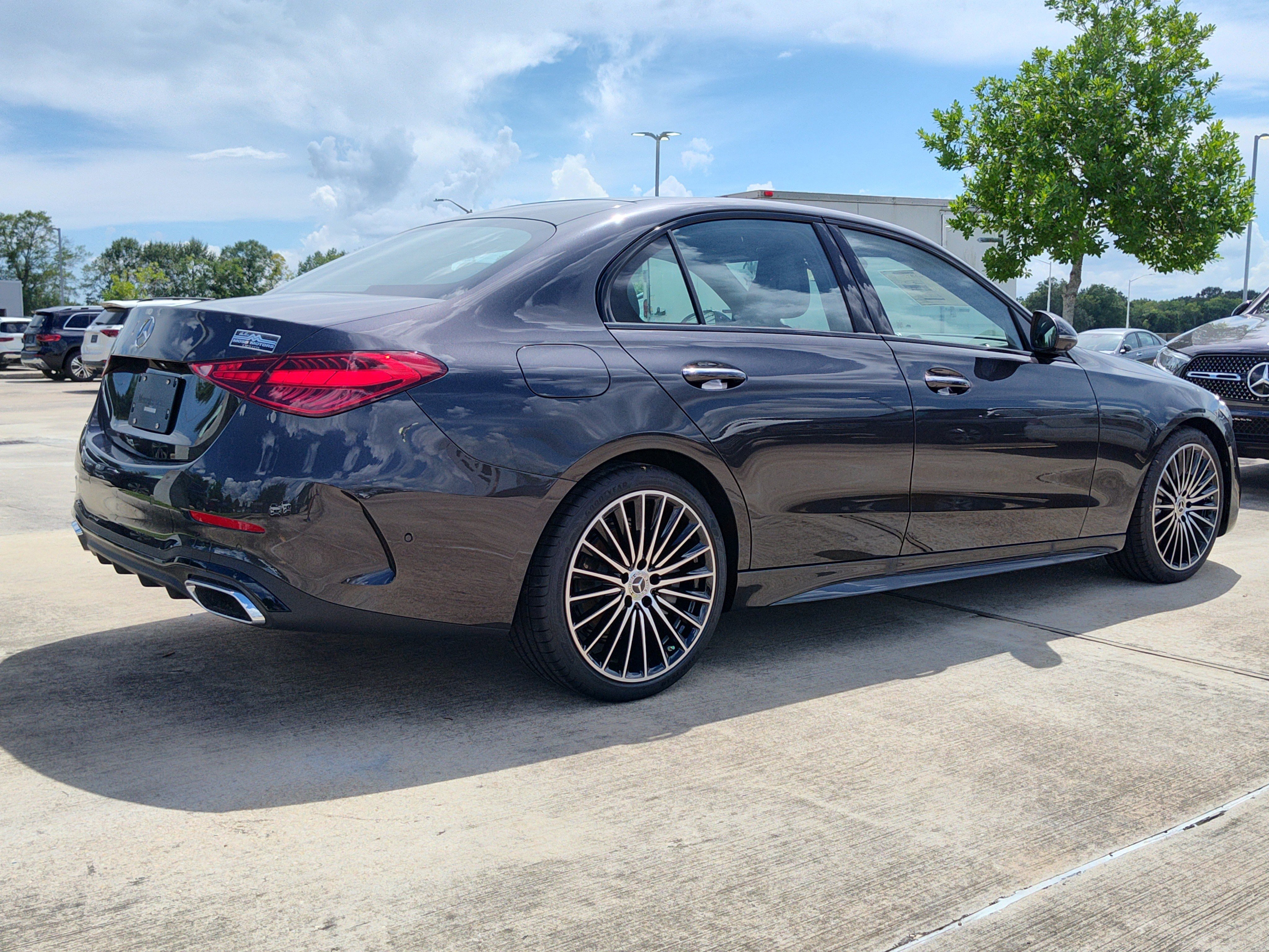 2025 Mercedes-Benz C-Class Sedan C 300 - Photo 19