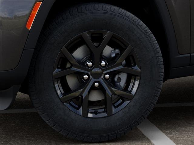 New 2026 Baltic Gray Metallic Clear-Coat Exterior Paint Jeep Altitude image 8