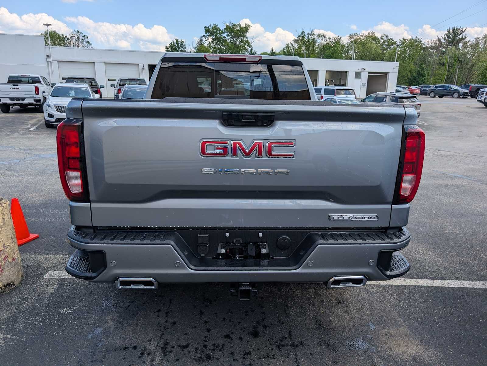 New 2026 Sterling Metallic GMC Elevation image 7