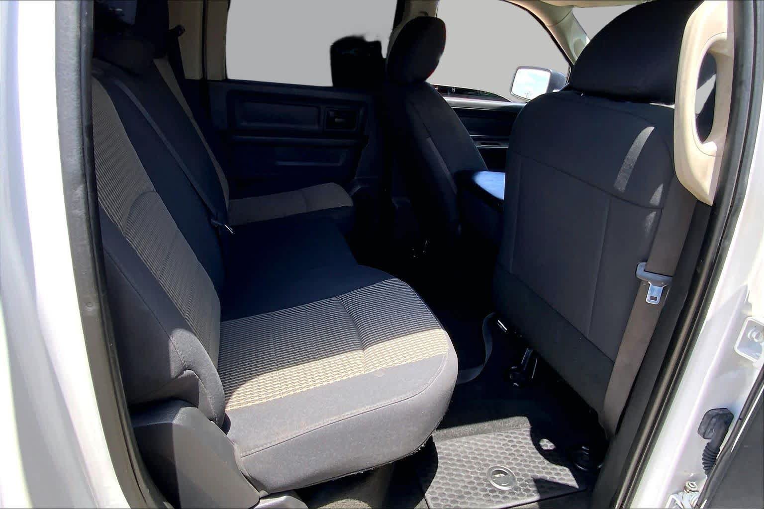 Used 2012 Bright White Ram Express image 18