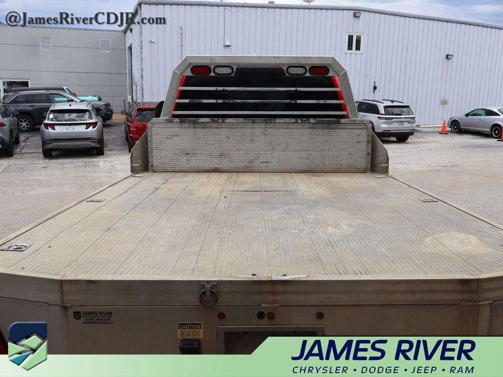Used 2020 Red Ford XL image 14