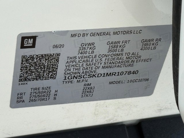 Used 2021 Iridescent Pearl Tricoat Chevrolet Premier image 23