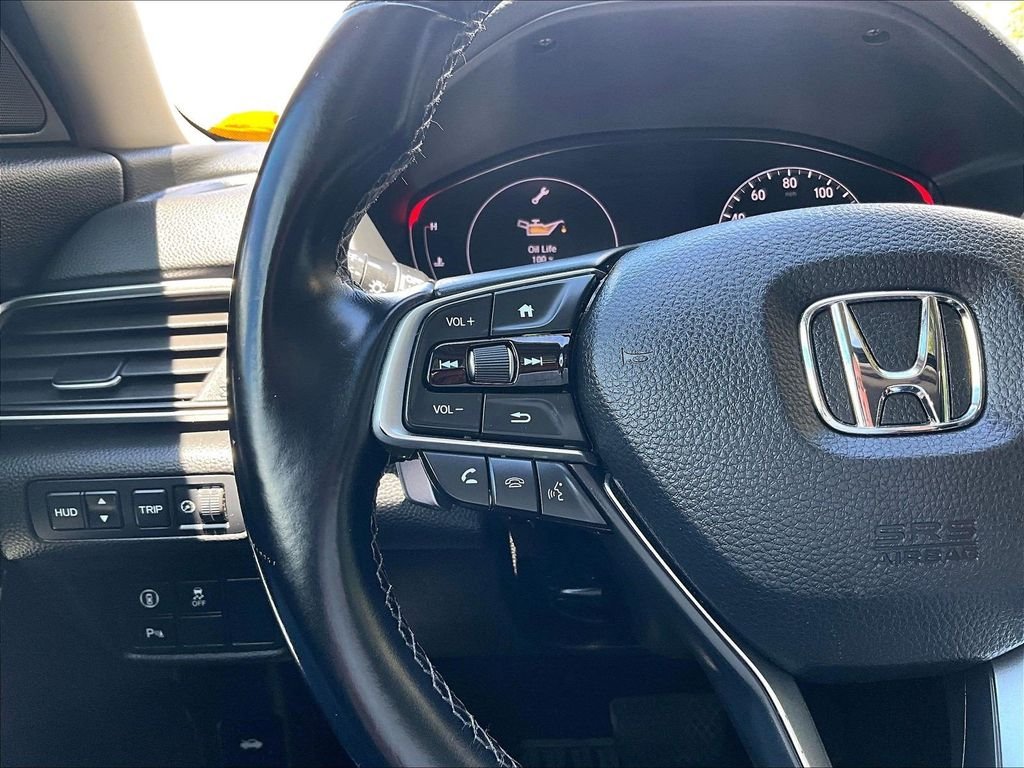 Used 2018 Black Honda Touring image 23