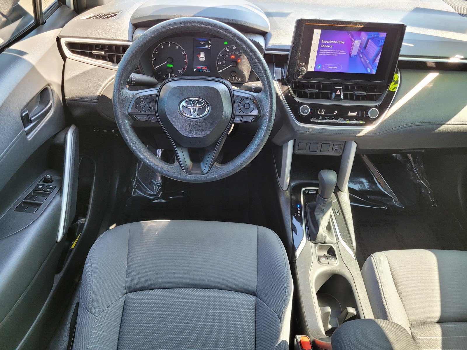 Used 2025 Silver Toyota  image 13