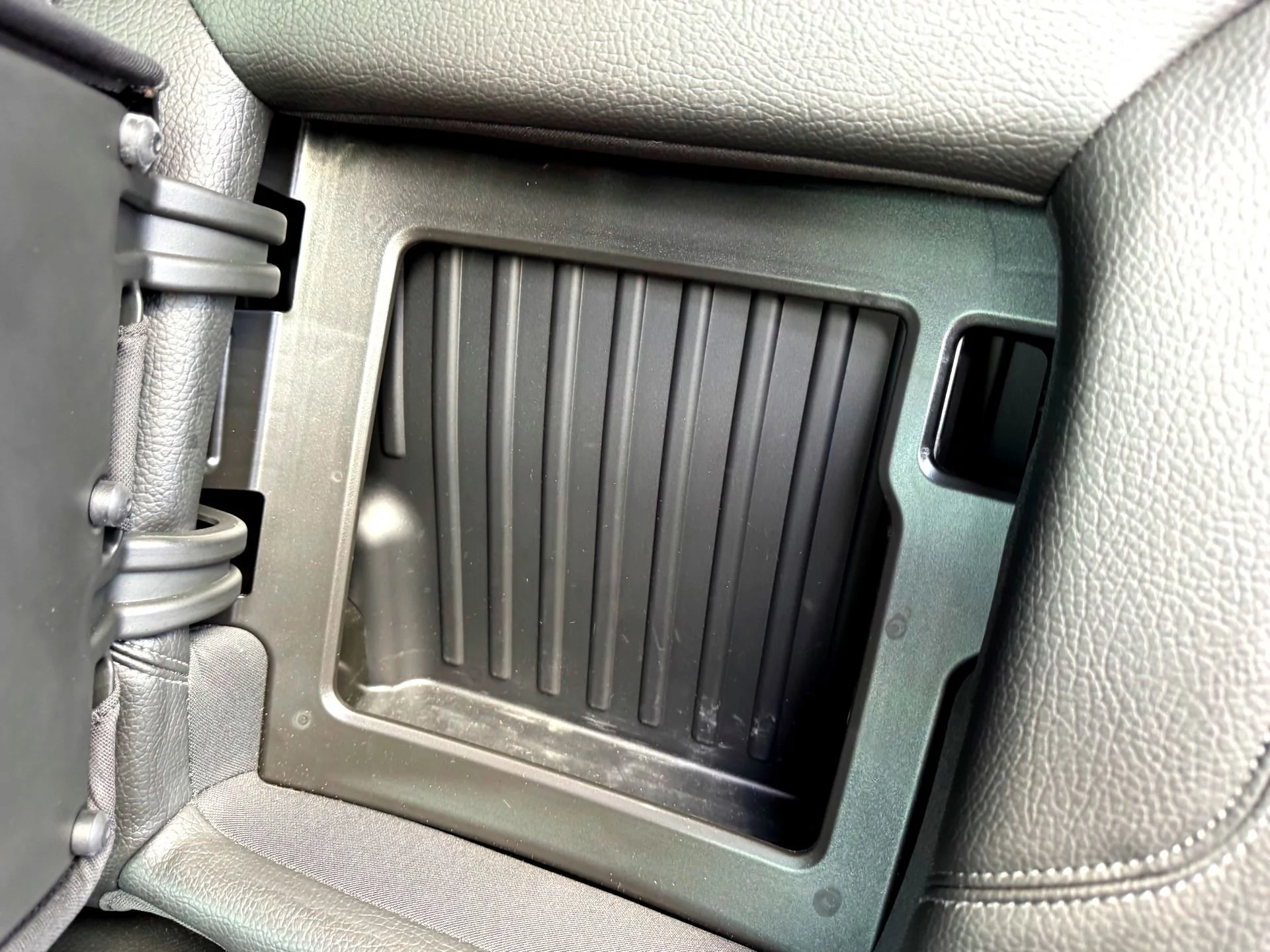 Used 2022 Onyx Black GMC Denali image 18