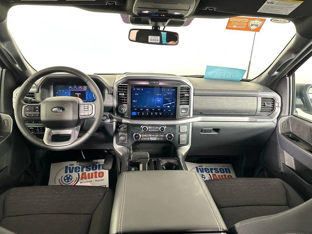 New 2026 Iconic Silver Metallic Ford XLT image 26