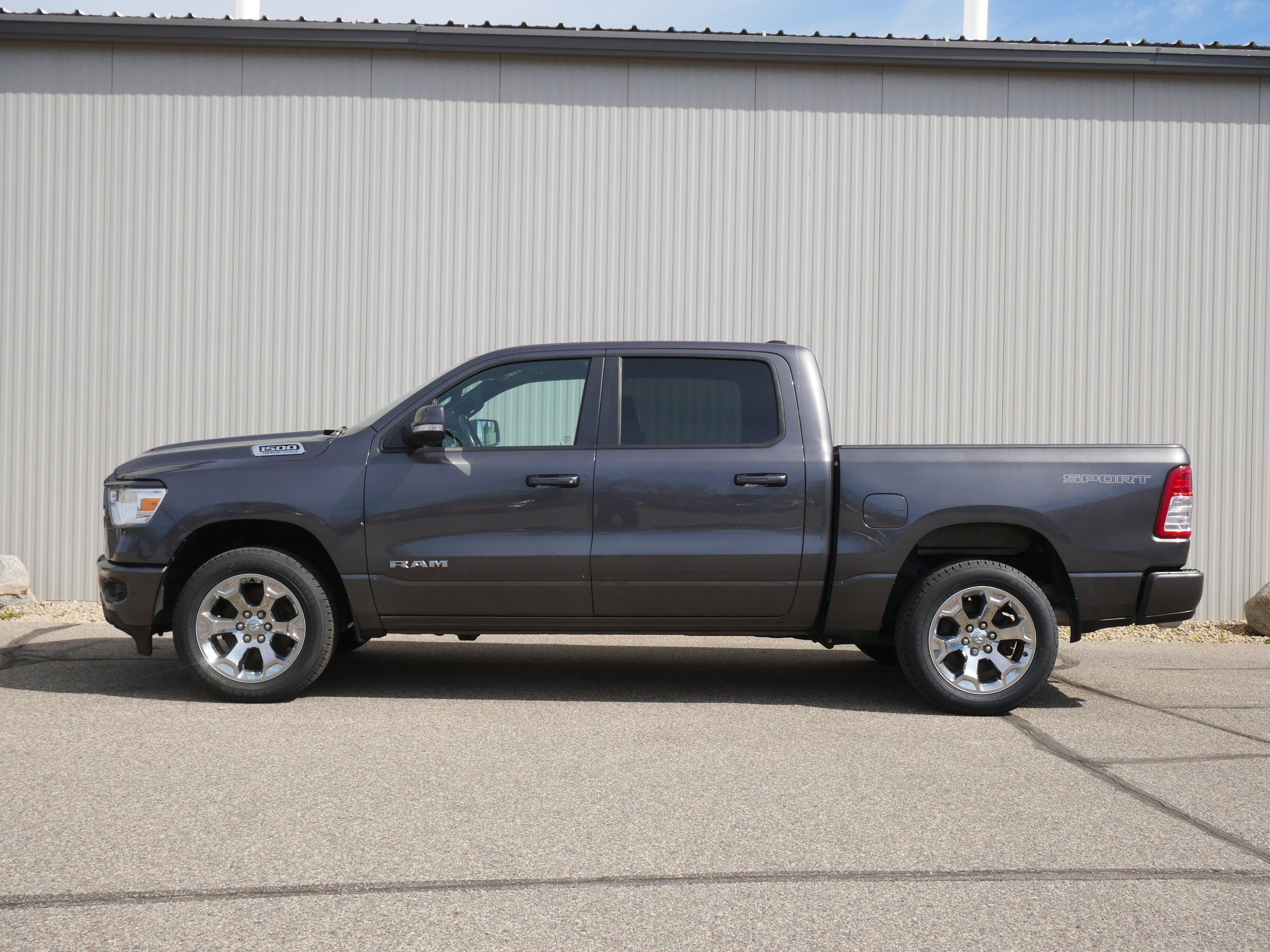 Certified Used 2022 Granite Crystal Metallic Clearcoat Ram Big Horn image 2