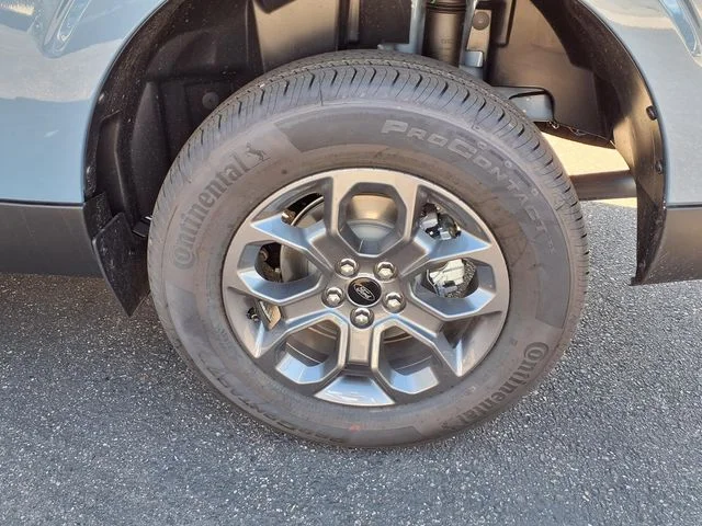 New 2026 Azure Gray Metallic Tri-Coat Ford XLT image 5