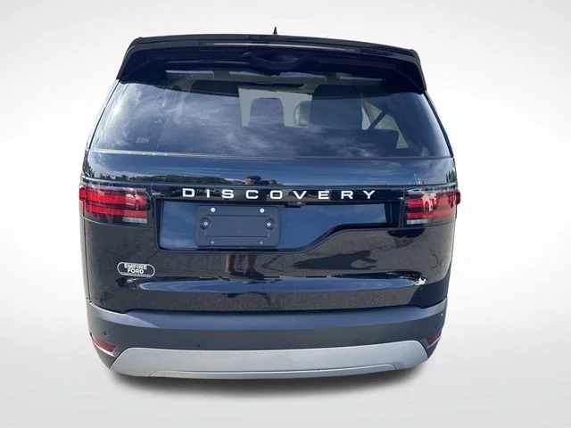Used 2025 White Land Rover S image 4