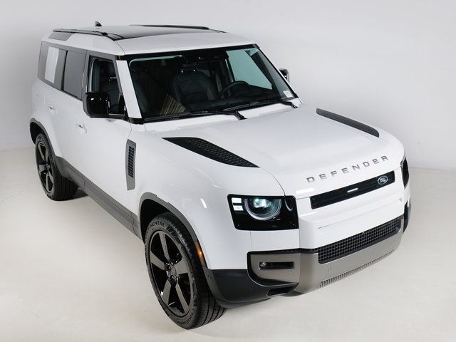 New 2026 Fuji White Land Rover S image 27