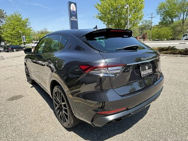 Used 2022 Nero Ribelle Metallic Maserati Modena ~ RARE Fuoriserie Zegna Pelletessuta !!!!! image 5