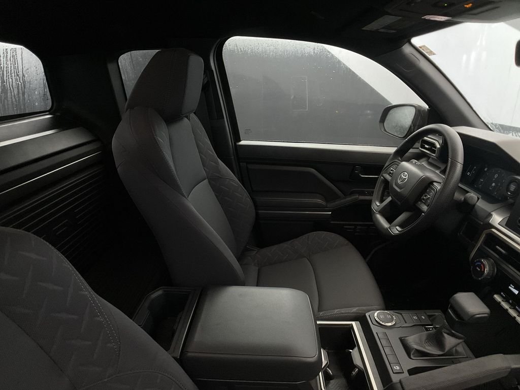 2026 Toyota Tacoma SR5 - Photo 26