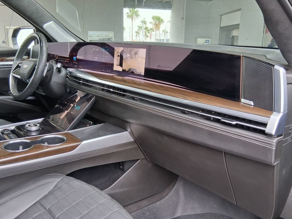 Certified Used 2025 Black Raven Cadillac Sport Platinum image 18