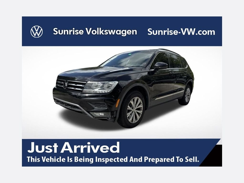 Used 2018 Black Volkswagen 2.0T SE image 1