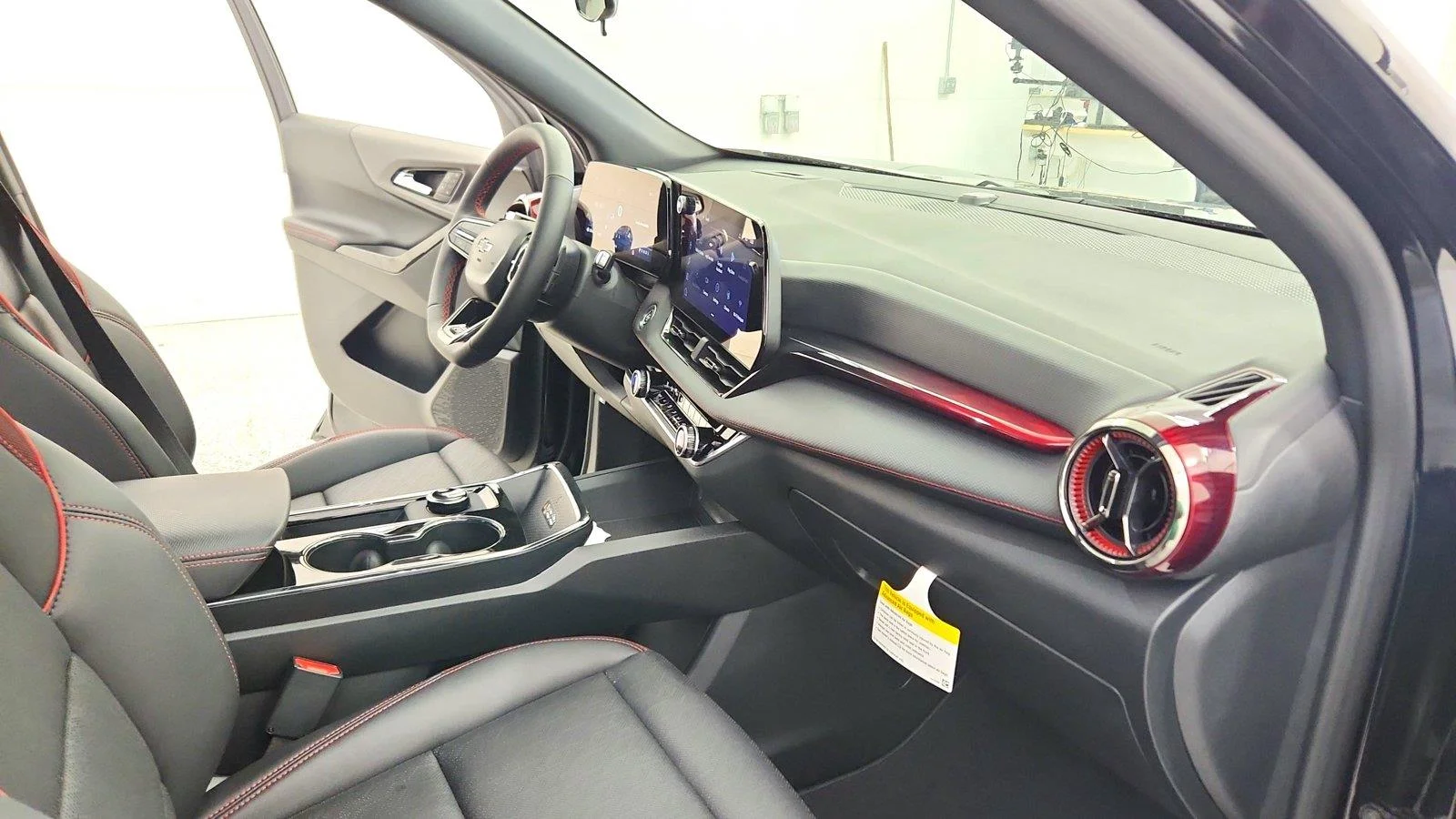 2027 Chevrolet Equinox RS - Photo 31