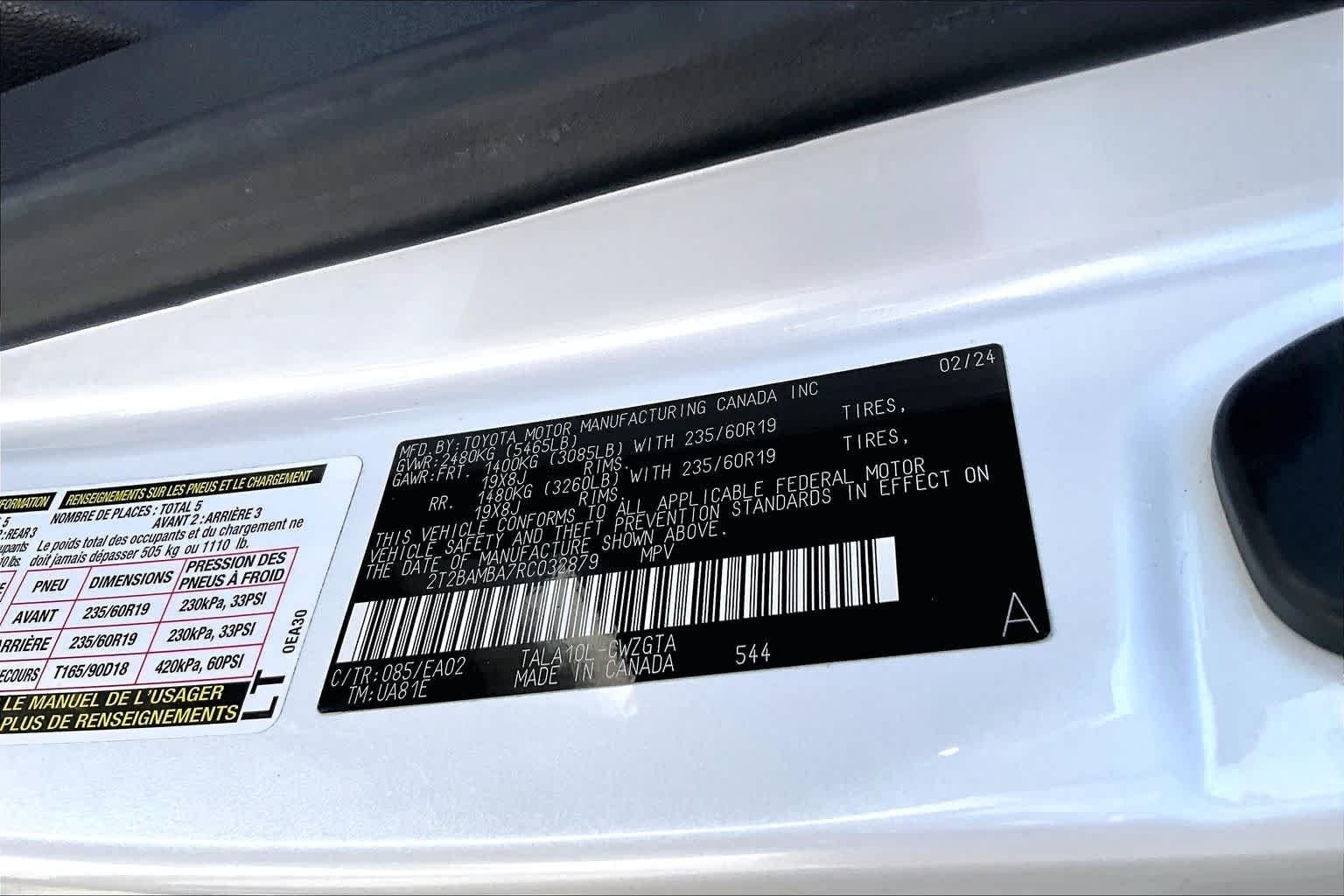 Used 2024 Eminent White Pearl Lexus Premium image 35