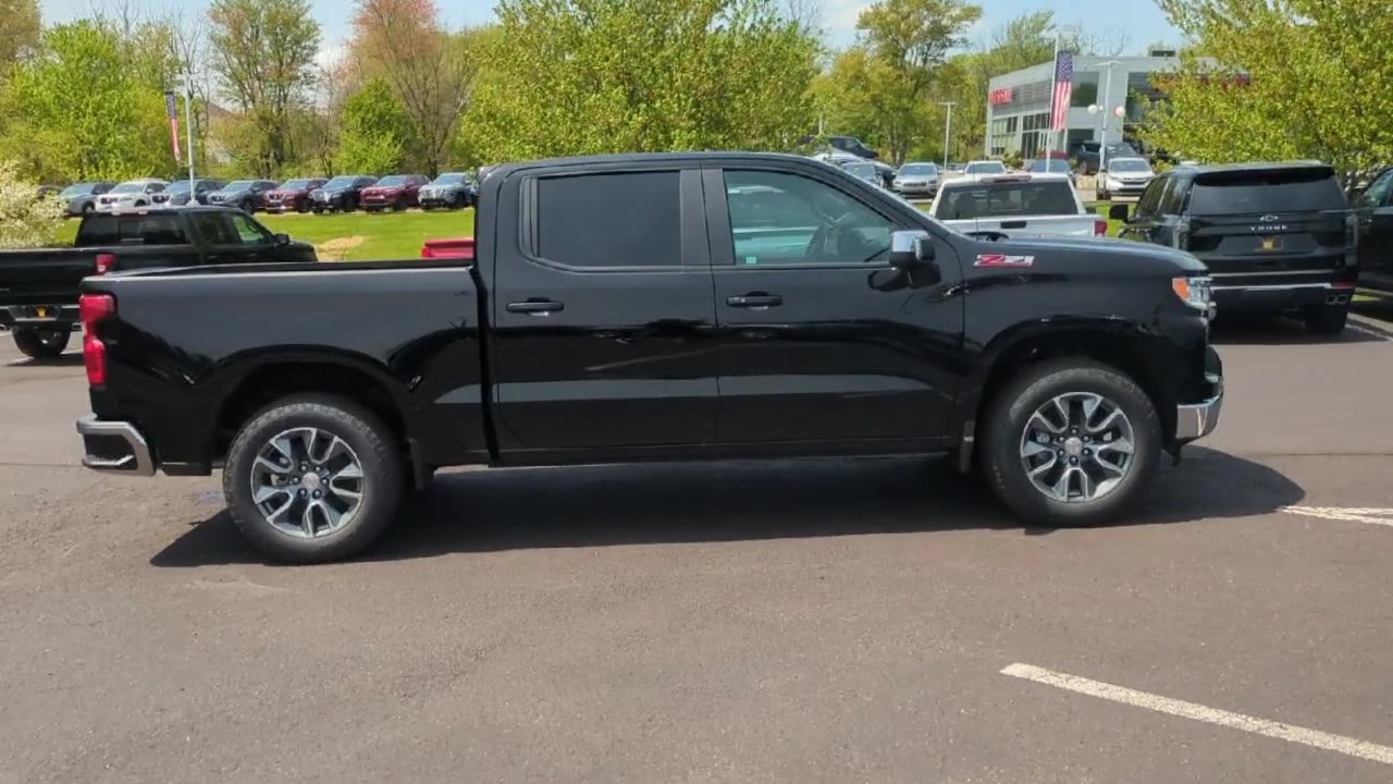 New 2026 Black Chevrolet LT image 45