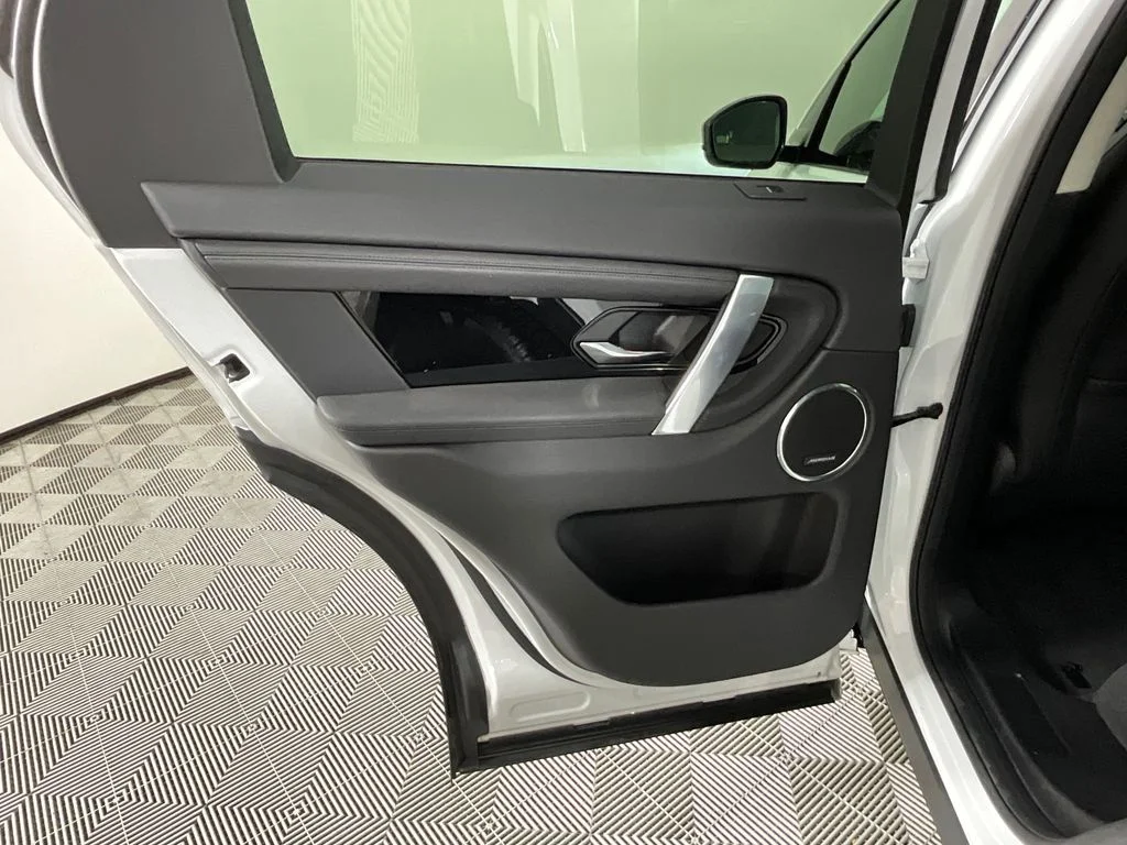 Certified Used 2025 White Land Rover S image 27