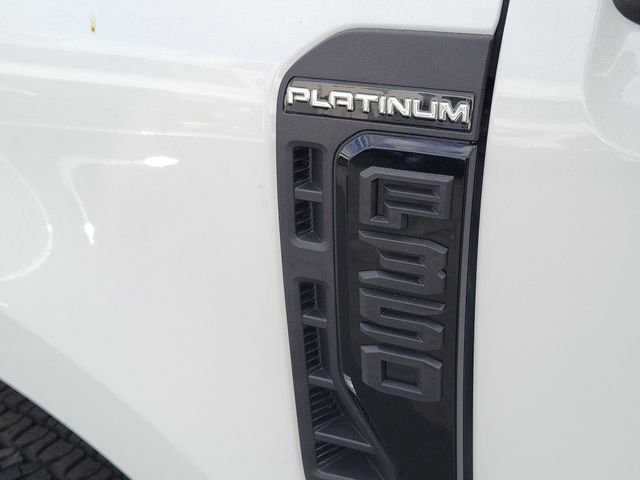 2026 Ford F-350 Super Duty Platinum - Photo 27