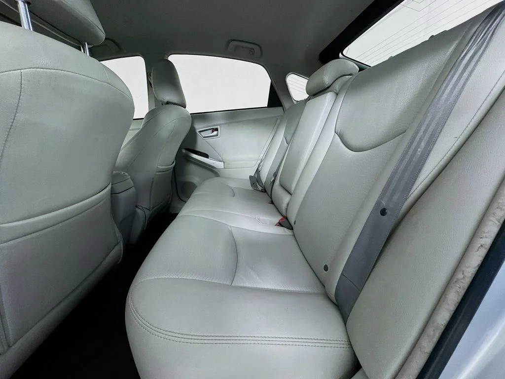 Used 2014 Classic Silver Metallic Toyota Three image 28