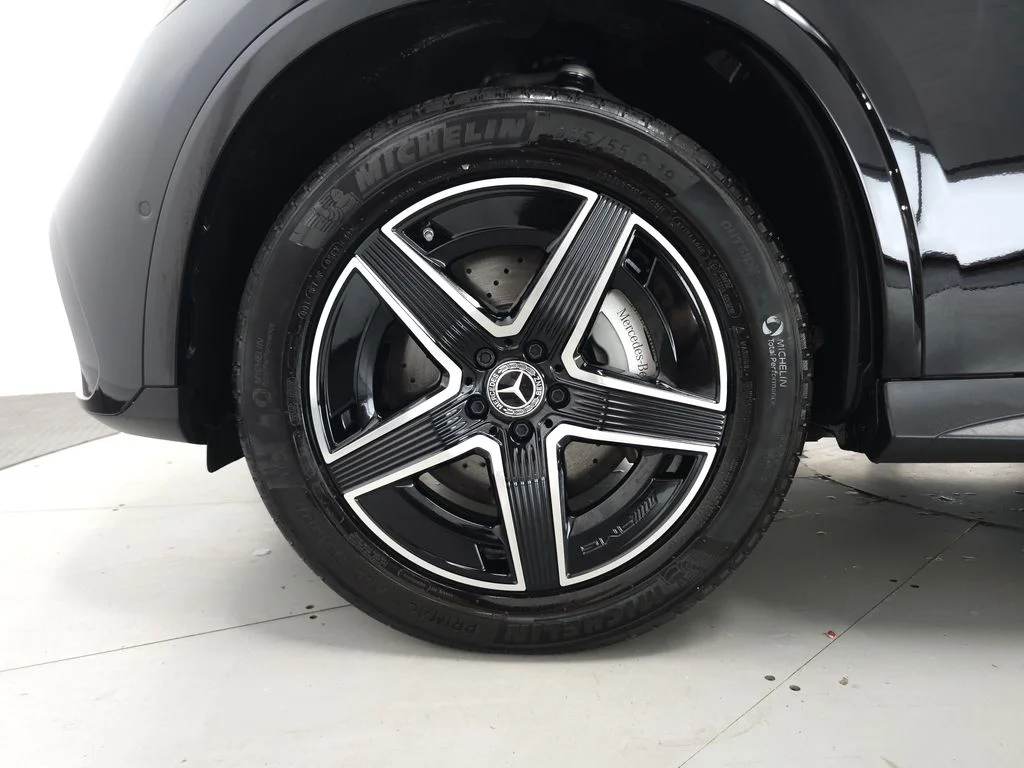 Certified Used 2026 Black Mercedes-Benz GLC 300 image 32