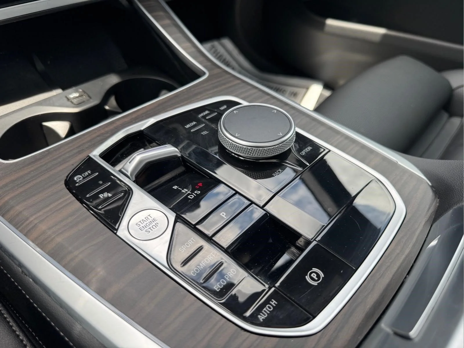 Used 2024 Black Sapphire Metallic BMW sDrive40i image 22