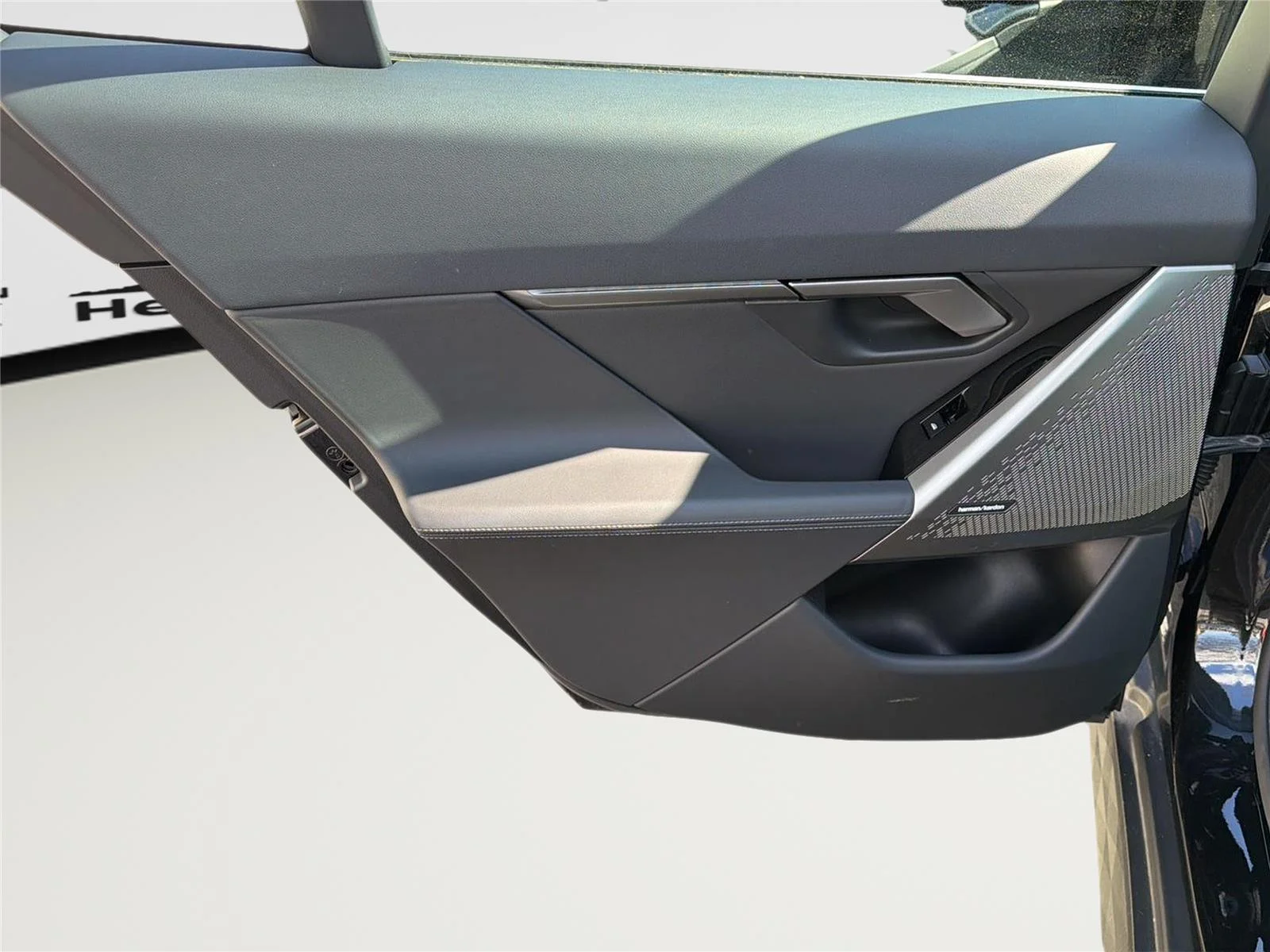 2026 BMW 5 Series 530i - Photo 22