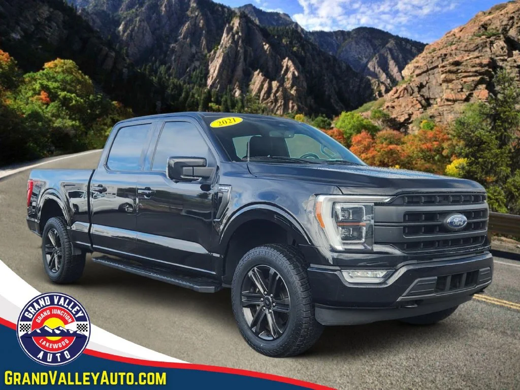 Used 2021 Black Ford Lariat image 1