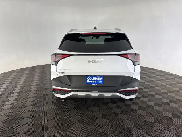 Used 2023 White Kia EX image 4