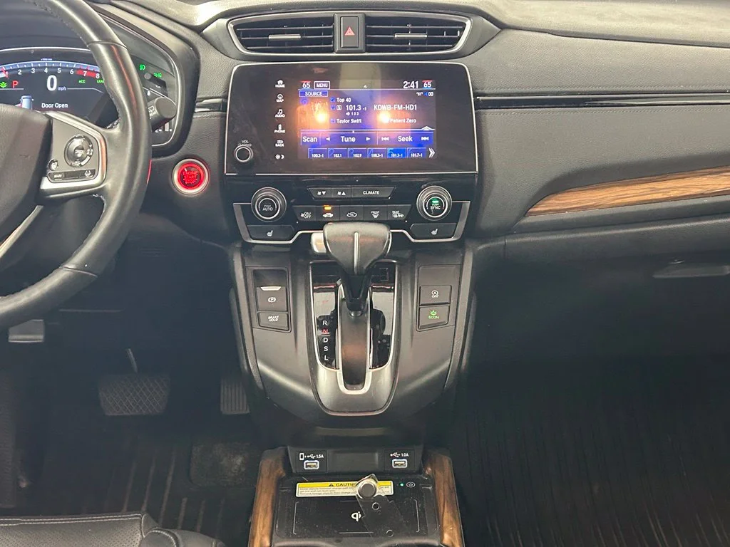 Used 2022 Honda CR-V Touring with VIN 7FARW2H94NE013528 for sale in Elk River, Minnesota
