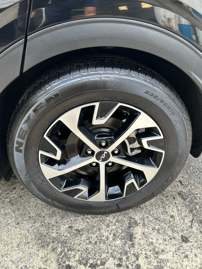 Used 2024 Black Kia EX image 3
