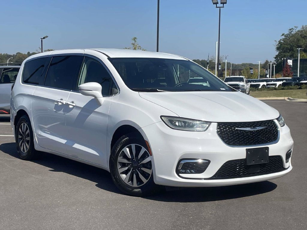 2022 Chrysler Pacifica Hybrid Touring L
